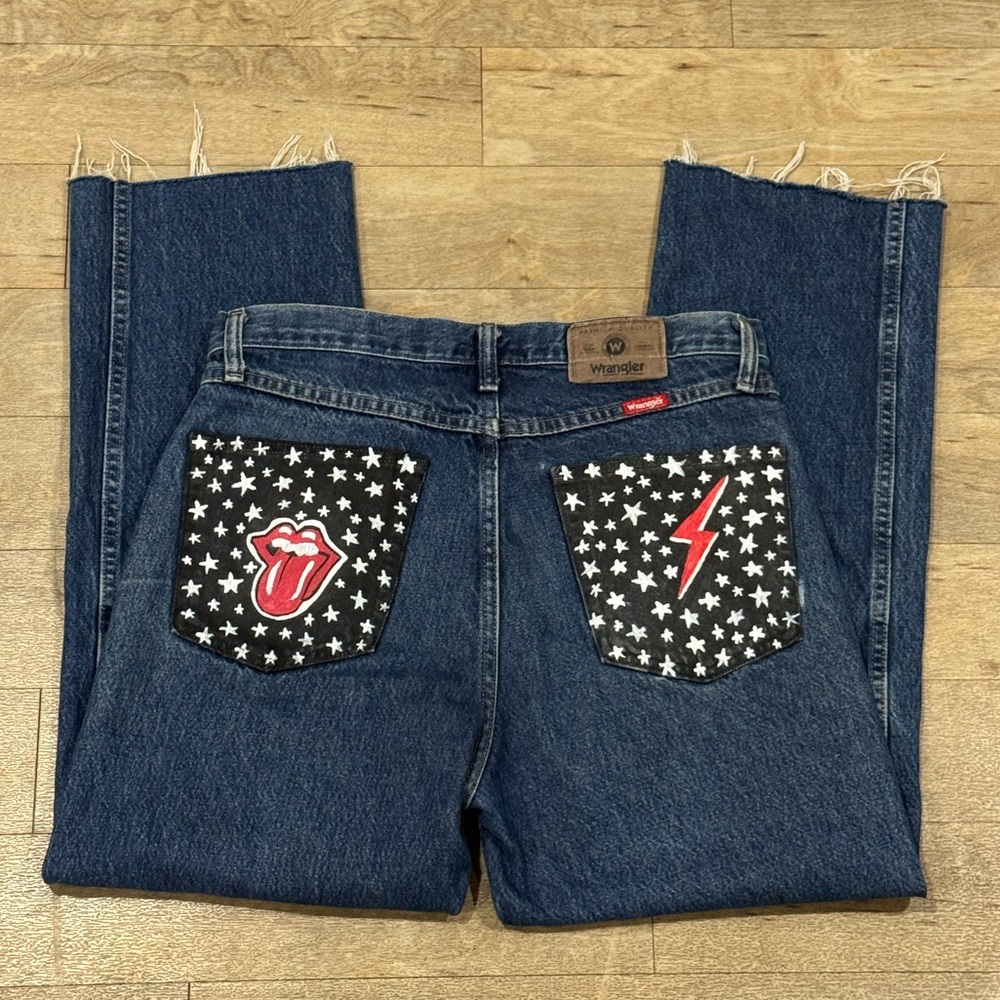 Wrangler Custom Kiss Painted Pocket Jeans Size 33 (12 womens)